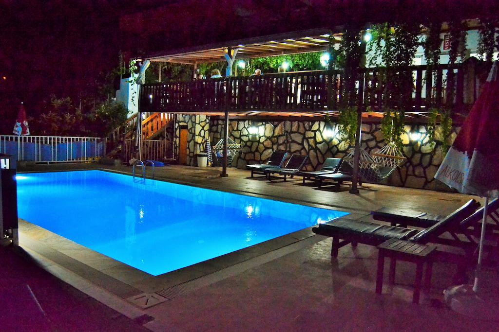 Zeybek 1 Pension Patara Buitenkant foto