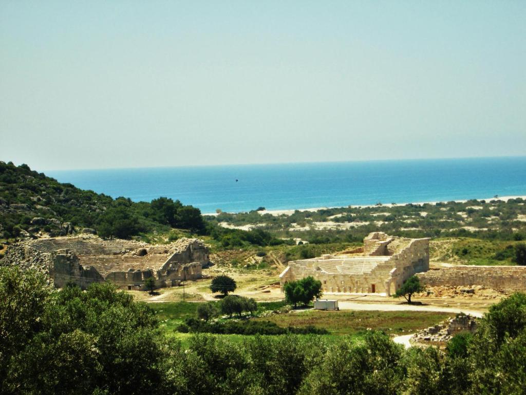 Zeybek 1 Pension Patara Buitenkant foto